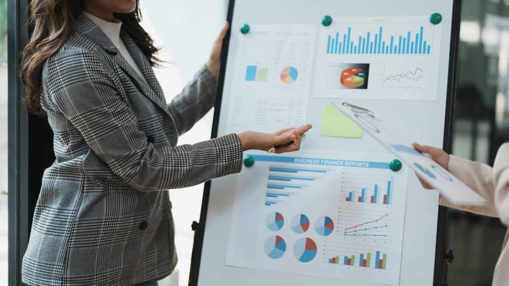 Legal Operations Analyst