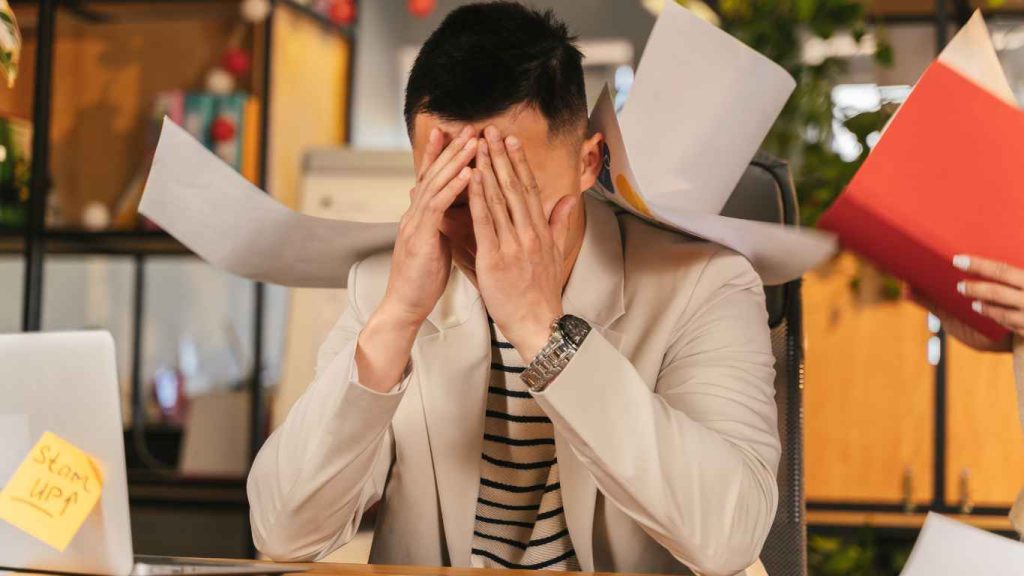 7 Tips for Lawyers to Avoid Holiday Stress